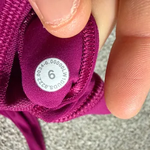 Lululemon Align Tank Top in Magenta Purple Size 6 Athleisure Buttery Soft Crop thumbnail 10
