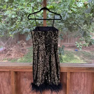 Milly Elle Gold Sequin Feather Hem Party Dress Size 4 thumbnail 3