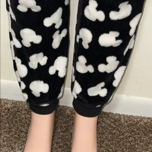 Disney Delta woman size Medium onesie pajama black & white mickey mouse thumbnail 4