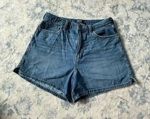Hollister 90s dark wash mom denim shorts thumbnail 1