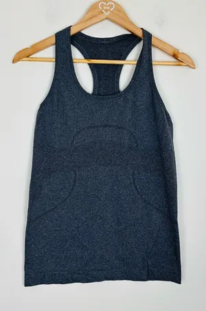 Lululemon swiftly tech gray tank. Size 6 thumbnail 1