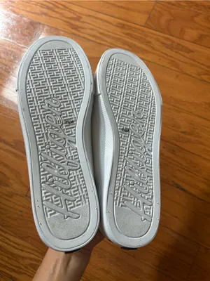 Brand new Tommy Hilfiger Women Sneakers size 7.5 thumbnail 3