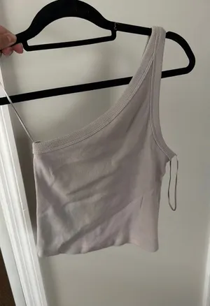 Abercrombie One-Shoulder Top thumbnail 1