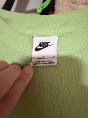 Green Nike Sweatshirt  thumbnail 2