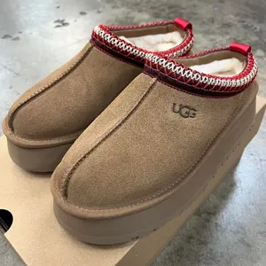 Ugg Women's Black Slippers thumbnail 1
