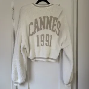 Ascot and Hart. Cream Fuzzy Sweater. Size small. thumbnail 2