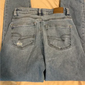 American Eagle Mom Jeans thumbnail 8