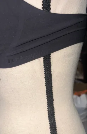Skims bra size small thumbnail 2