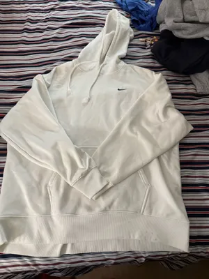 Nike Pullover Hoodie thumbnail 1
