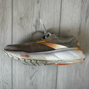 Brooks Ghost 16 Womens Size 7.5 White Orange Athletic Running Shoes‎ Sneakers thumbnail 9