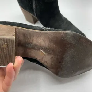 Lucky Brand Black Suede Studded Ankle Boots Stacked Heel Booties Womens 7 Fall thumbnail 3