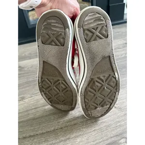Converse All Star‎ Red Canvas Low Top Sneakers Women's Size 7 thumbnail 6