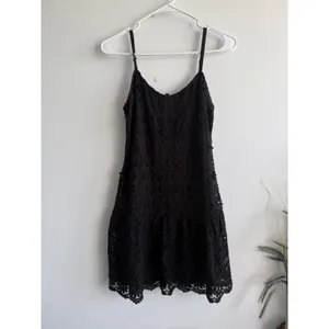 Alice + Olivia Black Floral‎ Guipure Lace Mini Dress Navy Lining 3568 thumbnail 2