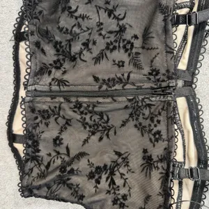 Windsor Black Velvet Floral Flocked Mesh Bustier Corset Top Size SM Adjustable thumbnail 10