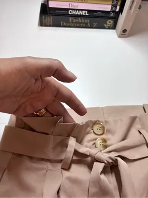 SHEIN Beige High-Waist Paperbag Trousers with Tie Belt thumbnail 9