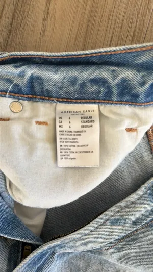 American Eagle Jeans thumbnail 3