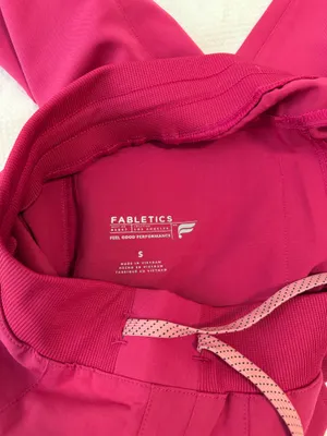 Fabletics Scrub Set thumbnail 5