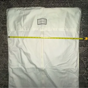 Gucci Authentic 26.5 x 47” Cream Zipper Garment Storage Clothing Bag thumbnail 3