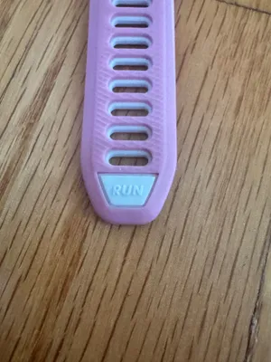 Garmin Vivoactive 4S Rose Gold and Pink Run Band thumbnail 9