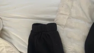 Hollister Sweatpants thumbnail 2