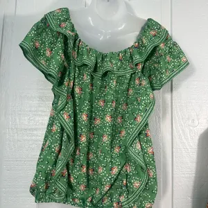 Max Studio Top Green Floral Women's Elastic Shoulder Top Size Large EUC thumbnail 4
