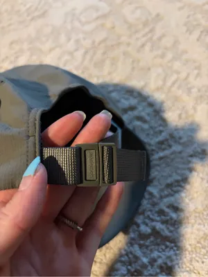Lululemon hat thumbnail 4