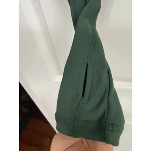 A.S. Revival Green Open Back Cropped Workout Top S thumbnail 6