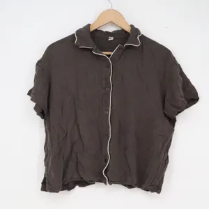 Uniqlo Womens Pajama Top Short Sleeve Button Down Rayon Grey Brown M thumbnail 2