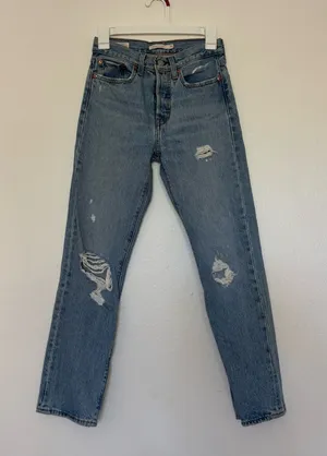 Levi’s Wedgie Straight Cut Jeans thumbnail 1