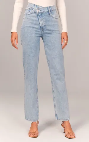 Abercrombie 90s Straight High-Rise jeans thumbnail 1