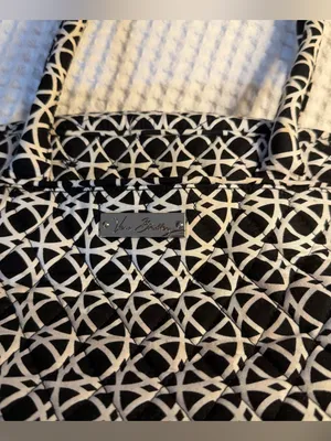 Vera Bradley Black & White Insulated Lunch Bag thumbnail 2