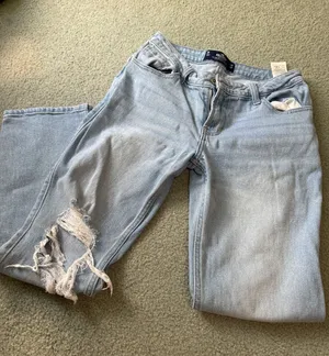 Women’s Hollister Jeans thumbnail 1