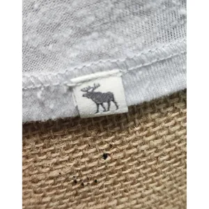 Abercrombie Fitch Women's‎ XS White 3/4 Sleeve Scoop Neck Top Shirt Casual thumbnail 2