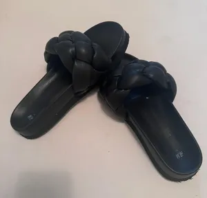H&M Black Platform Sandals thumbnail 1