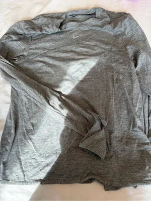Nike Women’s Long-Sleeve Training Tee - Gray thumbnail 2