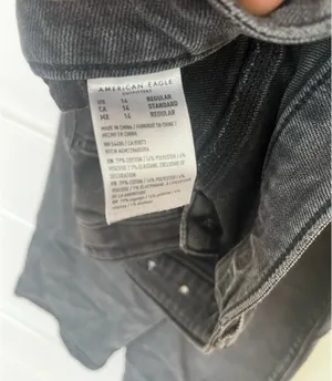 American Eagle Mom Jeans thumbnail 4