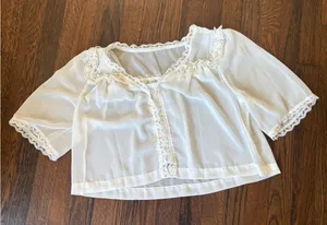 NWOT lace white top Size M thumbnail 1