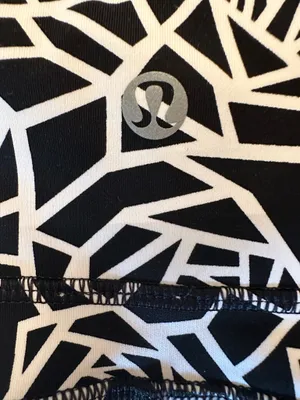 Lululemon bike short 0  thumbnail 3