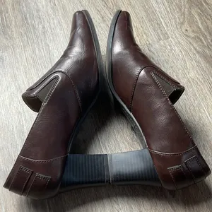 Life Stride Brown Leather Heeled Loafers Size 9 Medium thumbnail 8