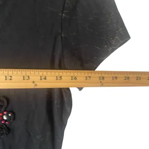 Cowgirl Legend‎ Size Medium Rodeo Hustler Grunge Cross Bling Black T Shirt thumbnail 7