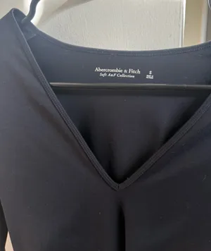 Abercrombie & Fitch Black V-Neck Long Sleeve Bodysuit thumbnail 3