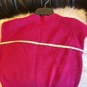 Babaton Fuchsia Crew Neck tops Size XL thumbnail 3