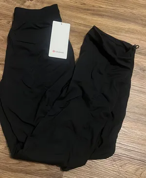 Lululemon Dance Studio Relaxed-Fit Mid-Rise Cargo Pant thumbnail 2