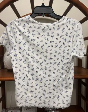 Hollister top thumbnail 2