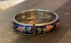 Vintage birds and flowers cloisonné hinged bangle bracelet thumbnail 6