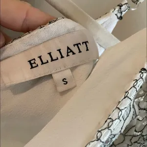 Elliatt white & black lace romper‎ thumbnail 2