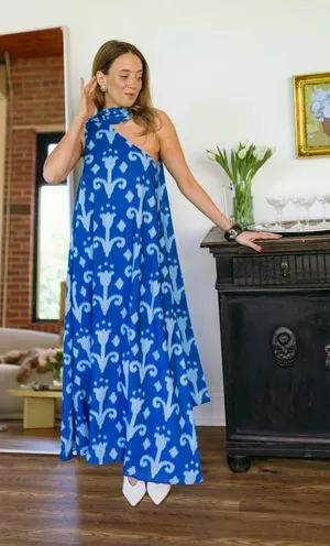 Vestique Lottie Blue One Shoulder Maxi Dress thumbnail 1