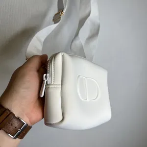 Dior Christian Dior White CD‎ Logo Crossbody Belt Bag Pouch Make Up Purse thumbnail 2