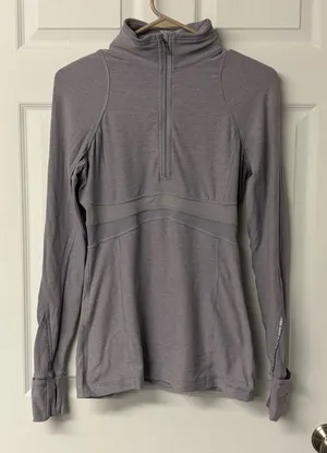 Lululemon Heathered Lavender Half Zip Running Top Mesh Panels Thumbholes Size 6 thumbnail 1