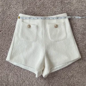 White Shorts thumbnail 2